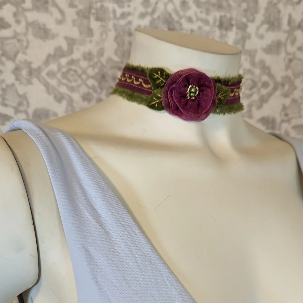 Handmade Jewel Tone Rosette Plum and Olive Green Chiffon & Velvet Floral Choker - Picture 4 of 10